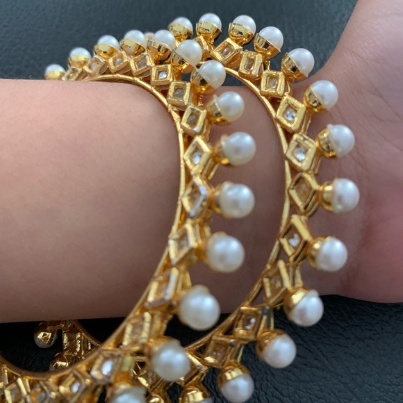 Pearl and Clear Gem Bangles x 2 - Picture 3 of 3
